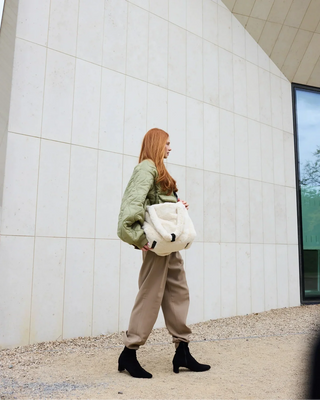 Ushuaia Tote Arctic White Faux Fur