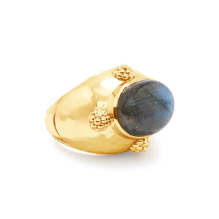 Cleopatra Oval Ring Gold/Blue Labradorite