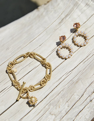 Baroness Earring Pearl