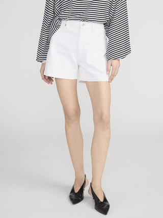 The Everyday Short Au Natural Clean