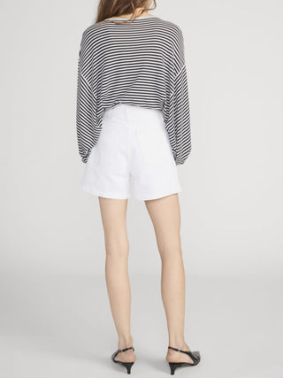 The Everyday Short Au Natural Clean