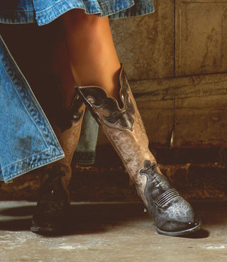 Queen Cowgirl Boots