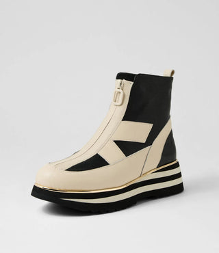 Ebbiela Boot Milk/Black Leather