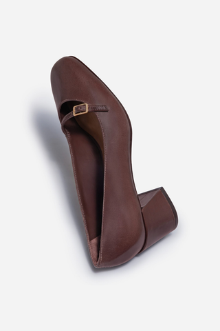 Amelie Pump Dark Chocolate Polish Calf