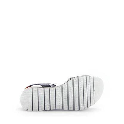 Platform Ultra Light Black And White Sandal