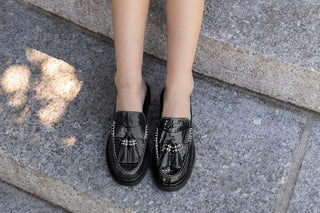 Bambie Slide Loafer Black Crinkle Patent