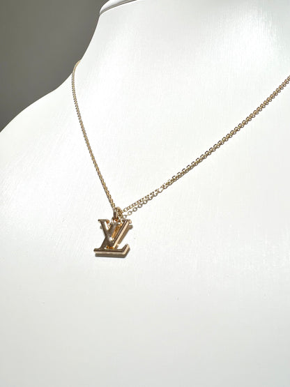 Louis Vuitton Gold Thin Chain Necklace