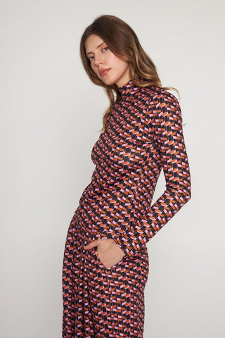 Diana Top Retro Geo