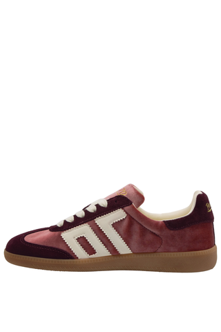 Cloud W26 Velvet Wine Butter Sneaker