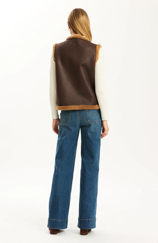 Hyland Reversible Sherpa Vest