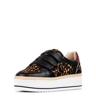 Dreamboat Leopard Sneaker