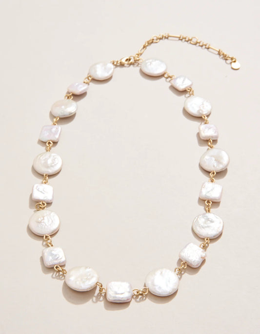 Pretty Pearl Necklace 17” Pearl