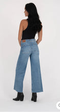 Load image into Gallery viewer, Lizzy Wide Leg Jeans