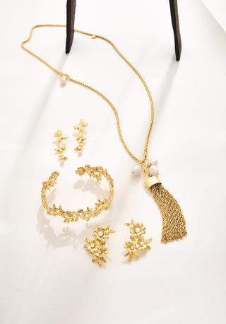 Tassel Convertible Lariat Necklace 28” Pearl