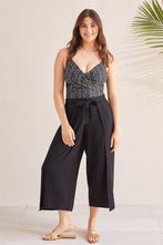 Load image into Gallery viewer, Cotton Gauze Pull-On Coverup Capri