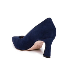 Load image into Gallery viewer, Faryn Navy Suede Pointed Toe Pump