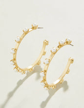 Load image into Gallery viewer, Stand Out Hoop Earrings Pearl