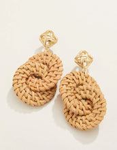 Load image into Gallery viewer, Cane Wicker Ring Earrings Brown