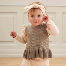 Load image into Gallery viewer, Knit Cashew Frill Vest