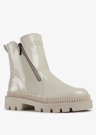 Palace Boots Vanilla
