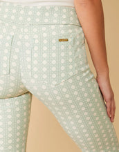 Load image into Gallery viewer, Maren Kick Flare Pant Sugar Mill Cane Seafoam