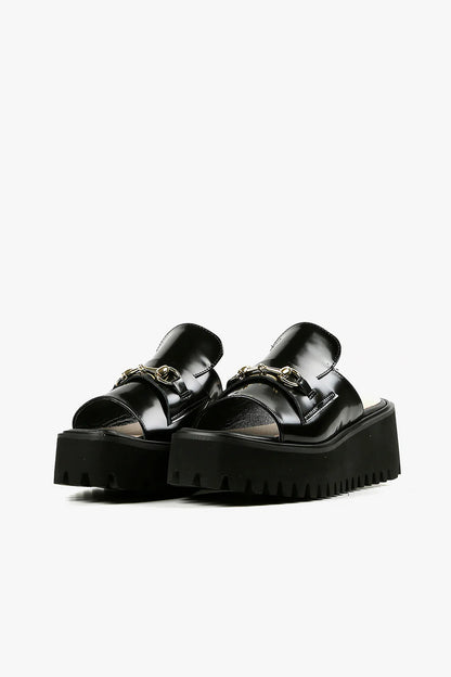 Link Flatform Sandals