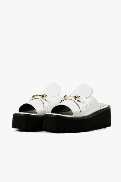 Link Flatform Sandals