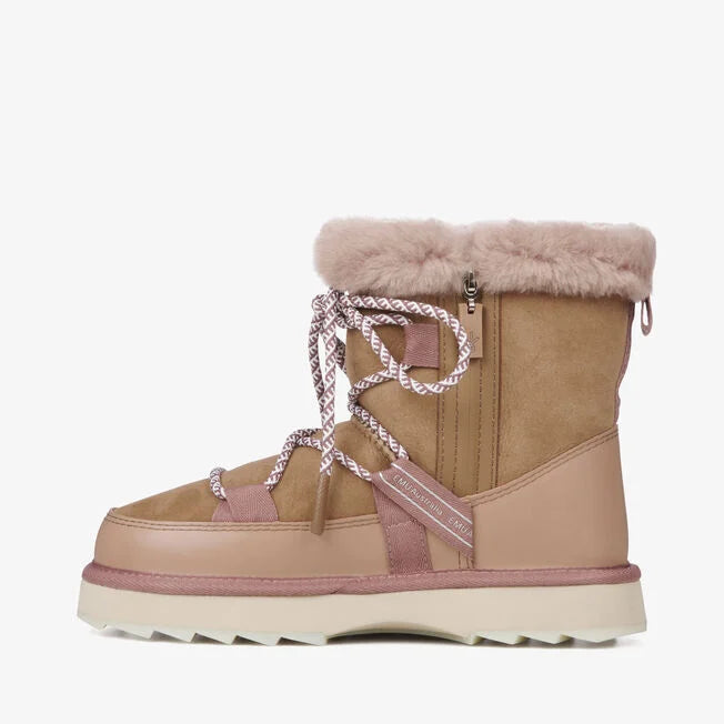 Blurred Camel Boot