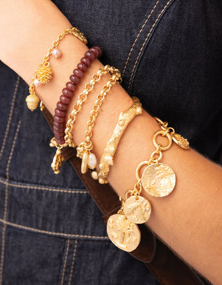 Curious Bee Beaded Toggle Bracelet Bordeaux