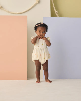 Amelia Romper Embroidered Daisies Natural