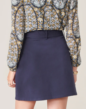 Load image into Gallery viewer, Spartina Blue Stretch Skirt