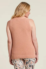 Load image into Gallery viewer, CABLEKNIT SWEATER TANK