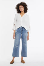 Load image into Gallery viewer, Wide Leg Distressed Jeans